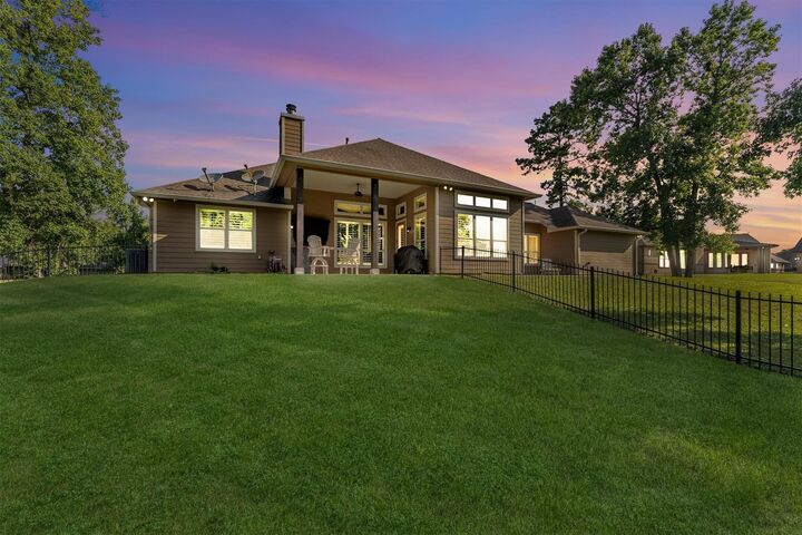 Property Photo: 1735 Opal Trail TX 77378