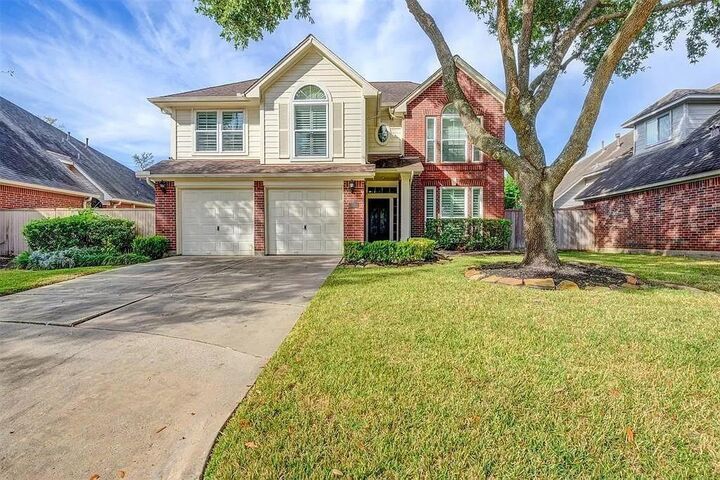 Property Photo: 1207 Campton Court TX 77055
