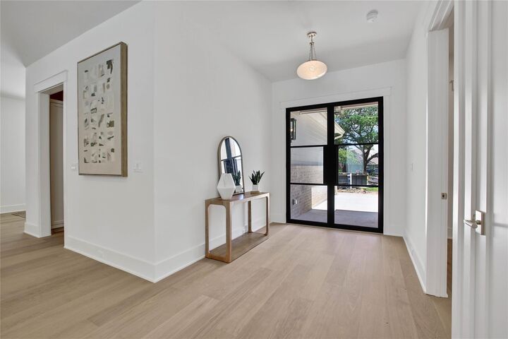 Property Photo:  1191 Chamboard Lane  TX 77018 