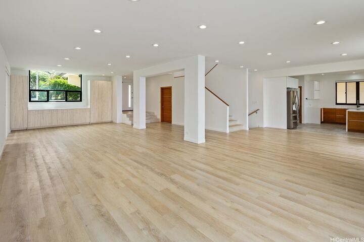 Property Photo: 2188 Hikino Street HI 96821
