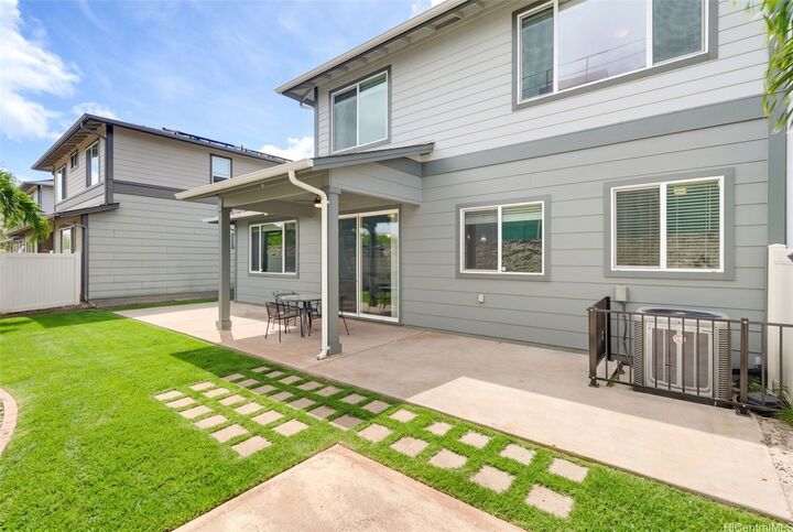 Property Photo:  91-532 Kakaha Street  HI 96706 