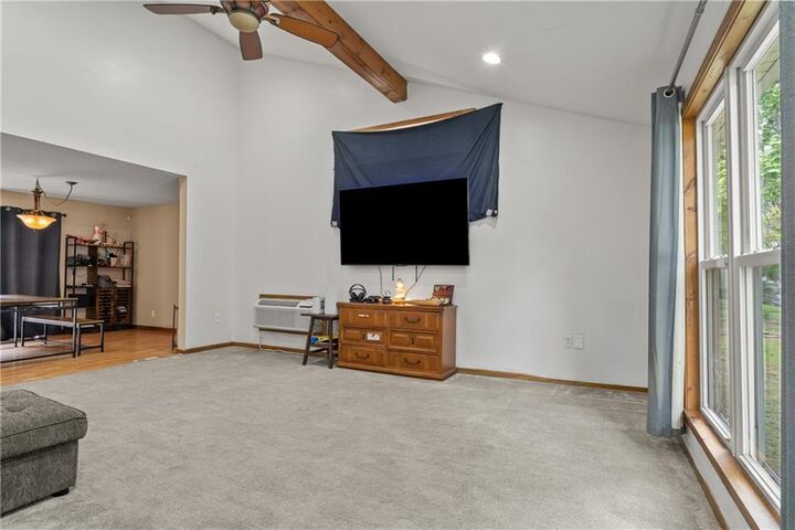 Property Photo: 906 N 8th Street KS 66048