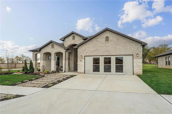 Property Photo: 9299 Pickering Street KS 66227