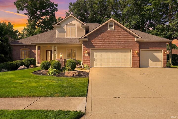 Property Photo: 6625 Cherry Hill Parkway IN 46835-9642