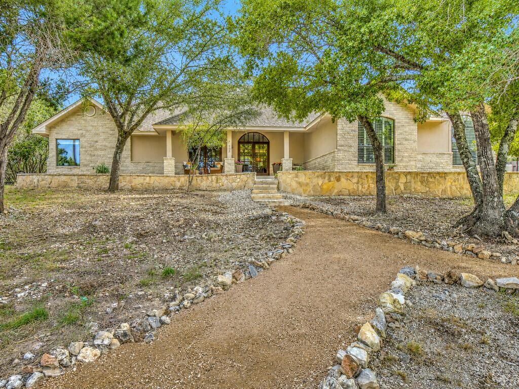 Property Photo:  236 Rim Rock Circle W  TX 78024 