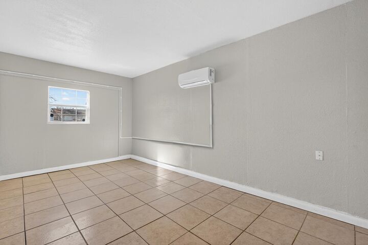 Property Photo: 3423 E Baylor Street TX 79403