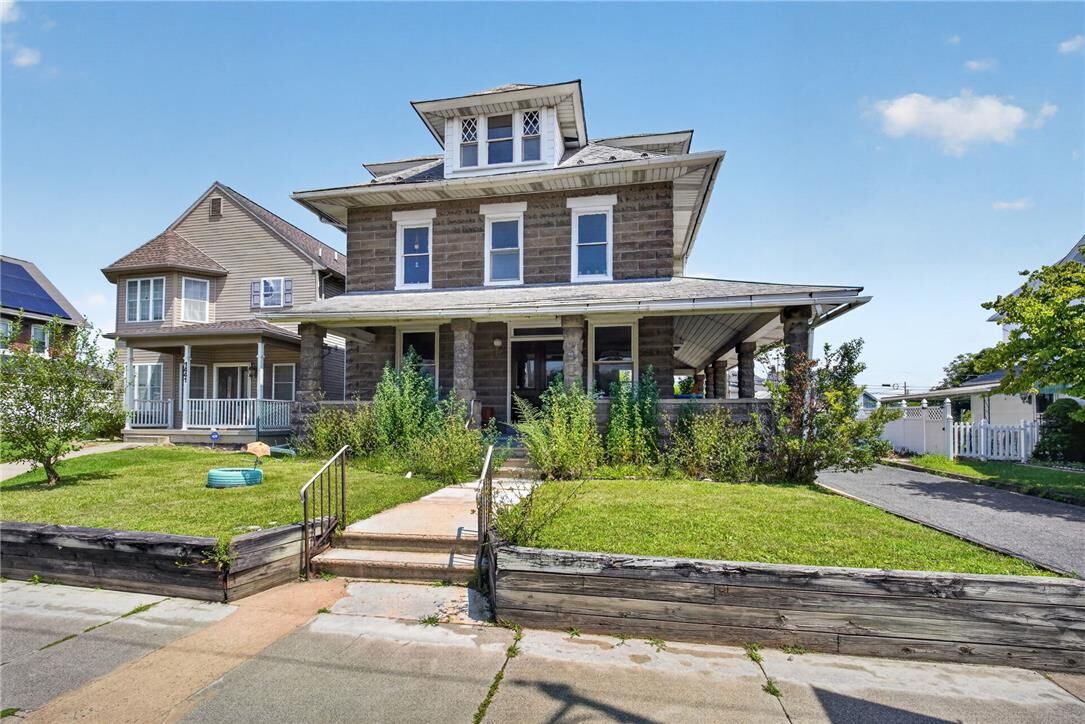 Property Photo:  1435 Main Street  PA 18067 