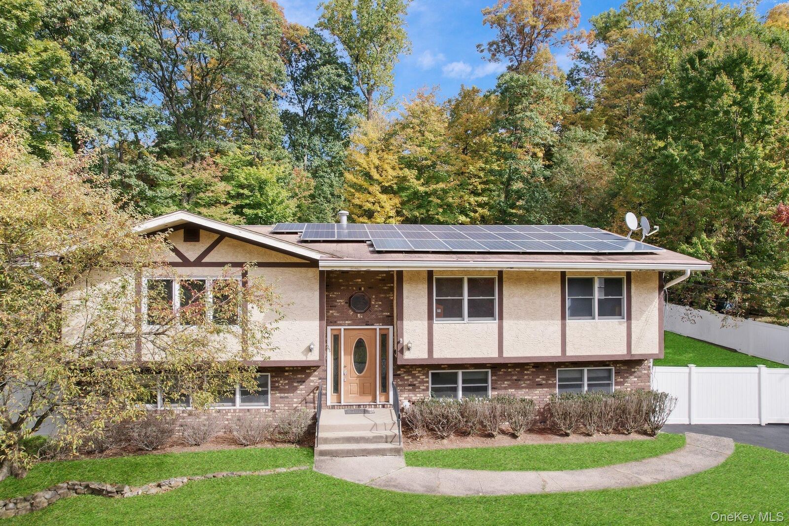 Property Photo:  22 N Lorna Lane  NY 10952 