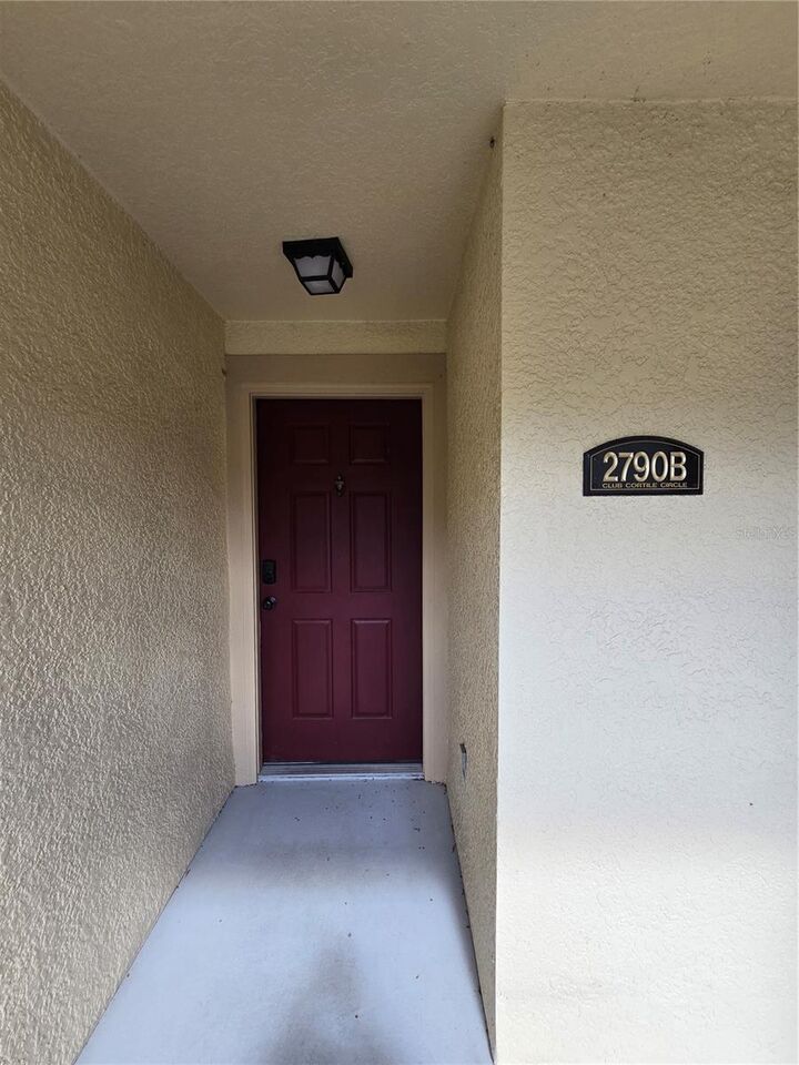 Property Photo: 2790 Club Cortile Circle B FL 34746