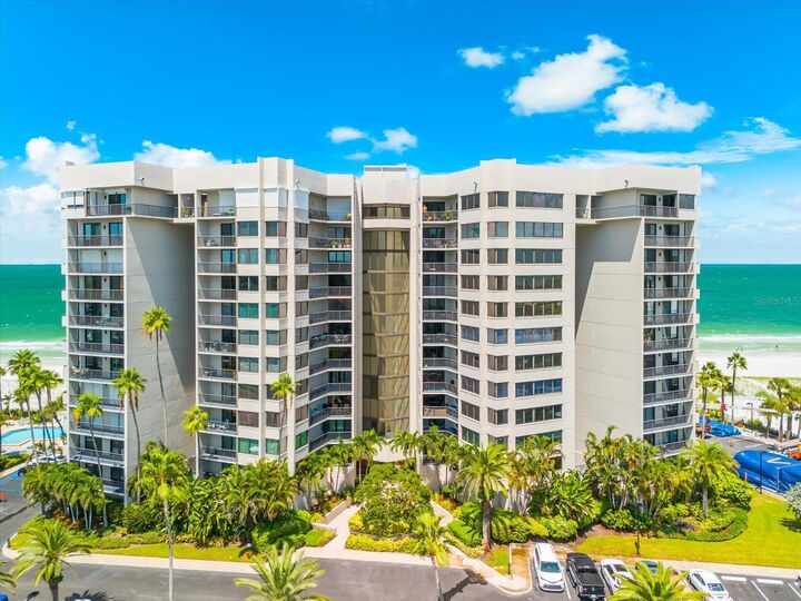 Property Photo: 1600 Gulf Boulevard 911 FL 33767
