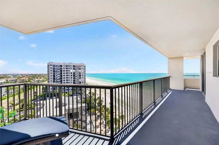 Property Photo:  1600 Gulf Boulevard 911  FL 33767 
