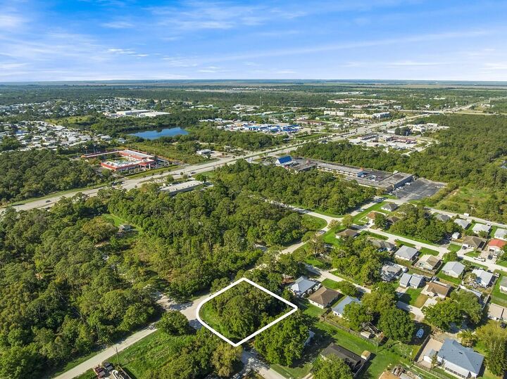 Property Photo: 2115 86th Drive FL 32966