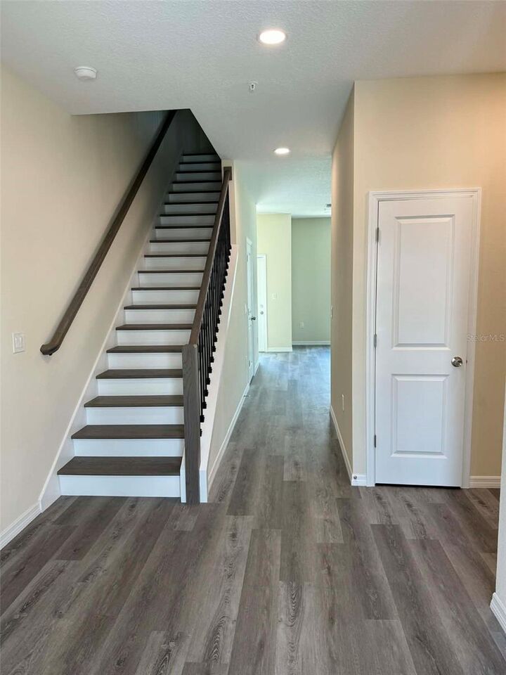 Property Photo:  4344 Cambio Gardens Court  FL 33610 