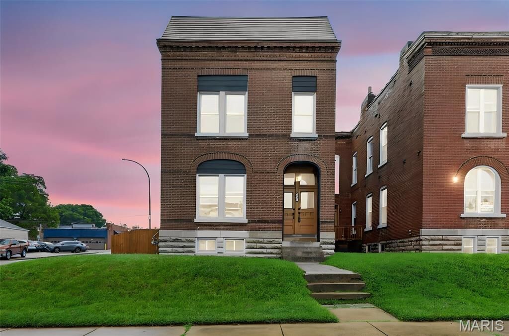Property Photo:  6827 Minnesota Avenue  MO 63111 