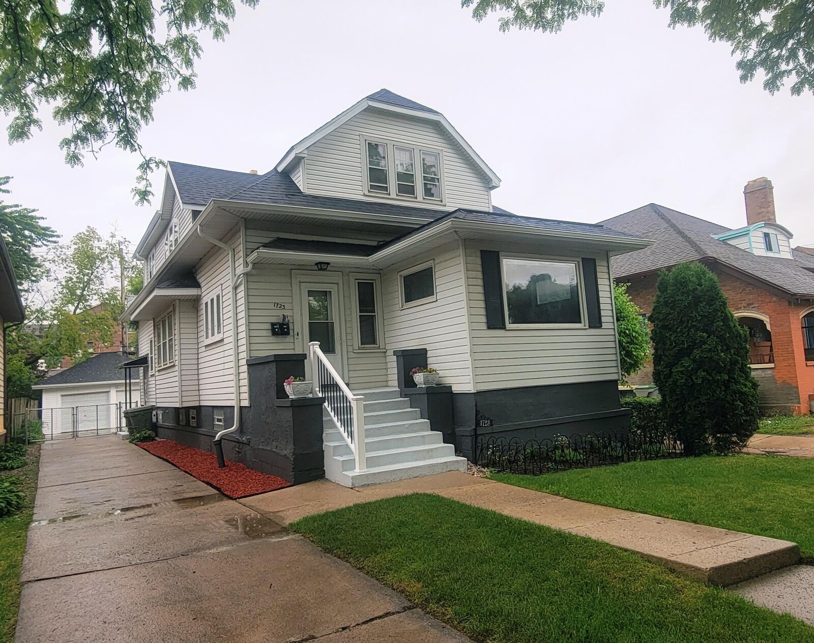 Property Photo:  1723 S Layton Blvd  WI 53215 