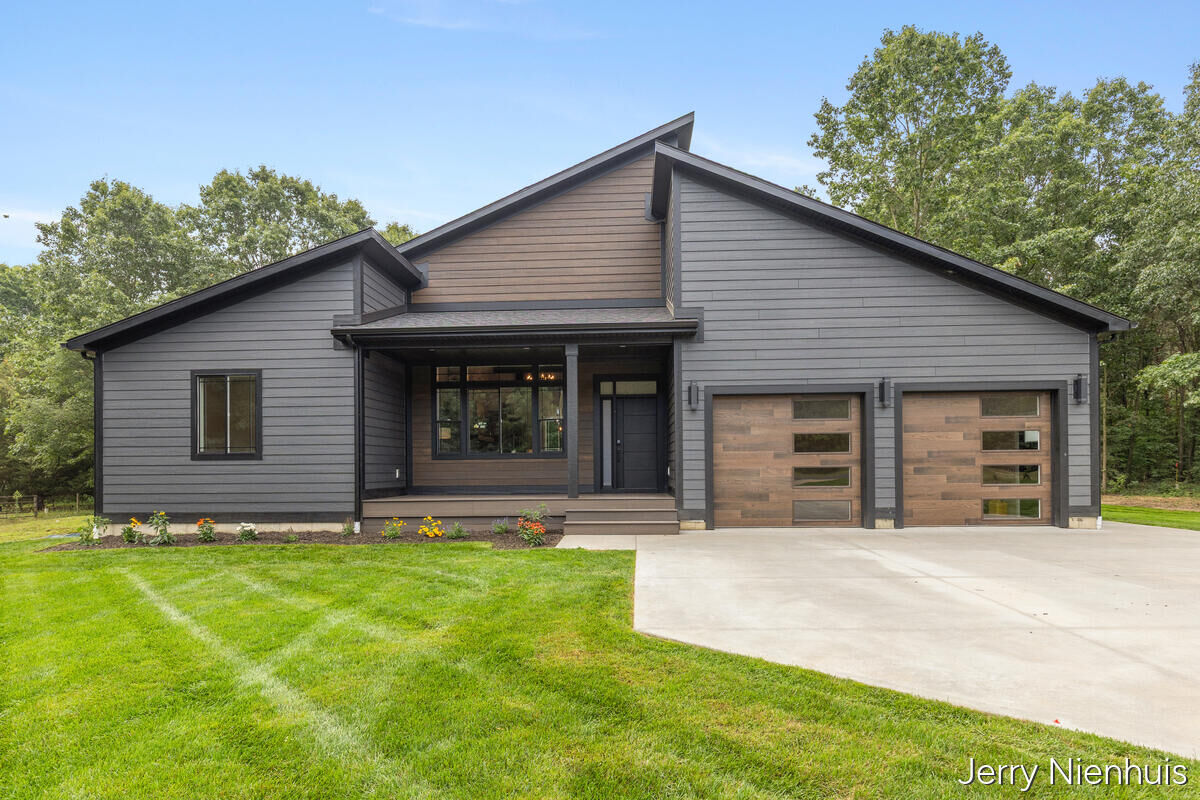 Property Photo: 5846 113th Avenue MI 49450