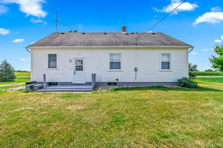 Property Photo: 3600 E Territorial Road MI 49232
