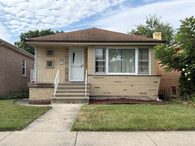Property Photo:  2545 W 115th Street  IL 60655 