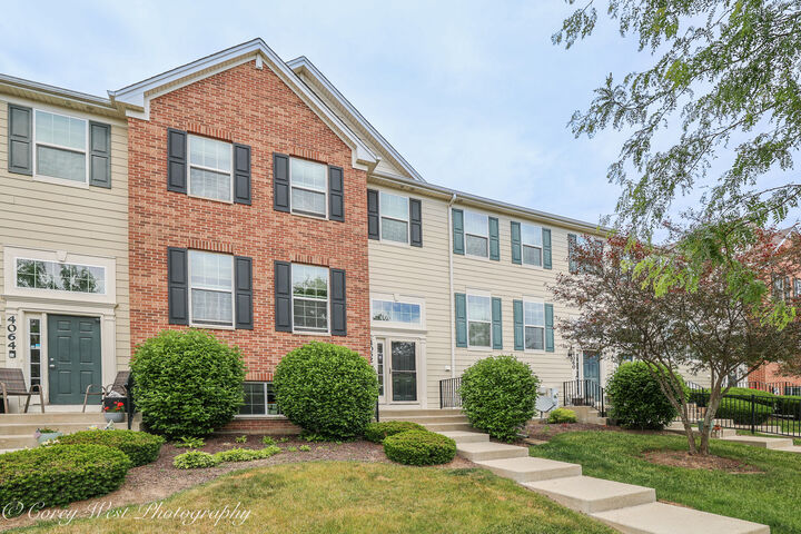 Property Photo:  4062 Pompton Avenue  IL 60124 