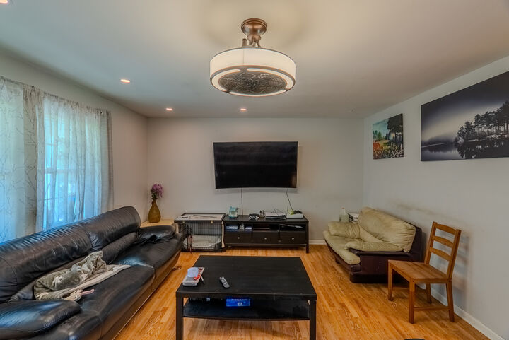 Property Photo:  680 Indian Spring Lane  IL 60089 