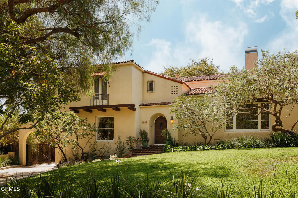Property Photo: 1641 Laurel Street CA 91030