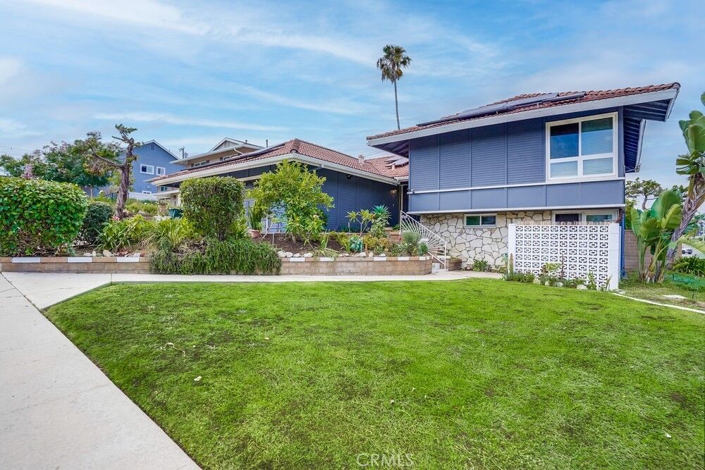 Property Photo:  2211 Woodmere  CA 90631 