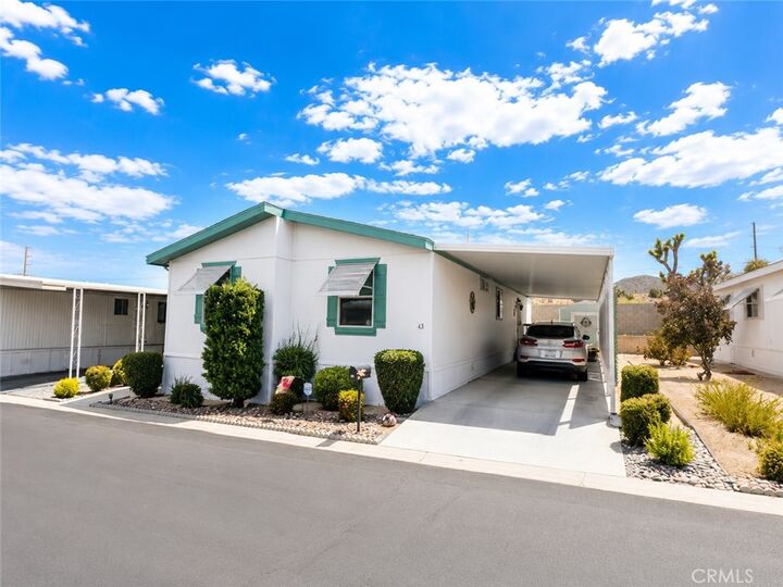 Property Photo: 54999 Martinez 13 CA 92284