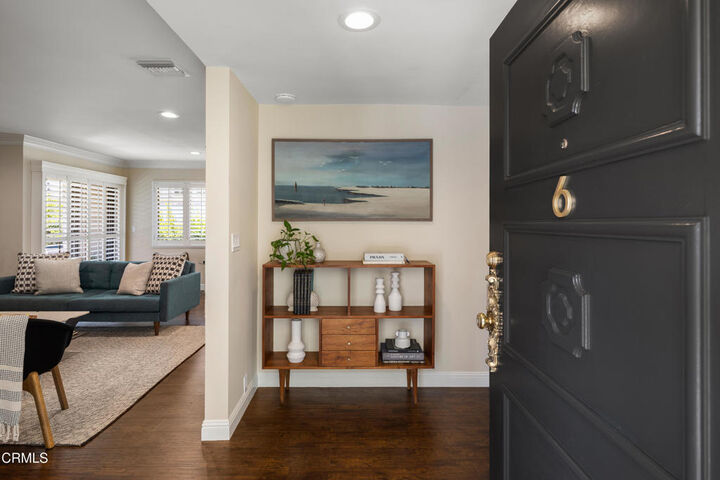 Property Photo:  610 S Orange Grove Boulevard 6  CA 91105 