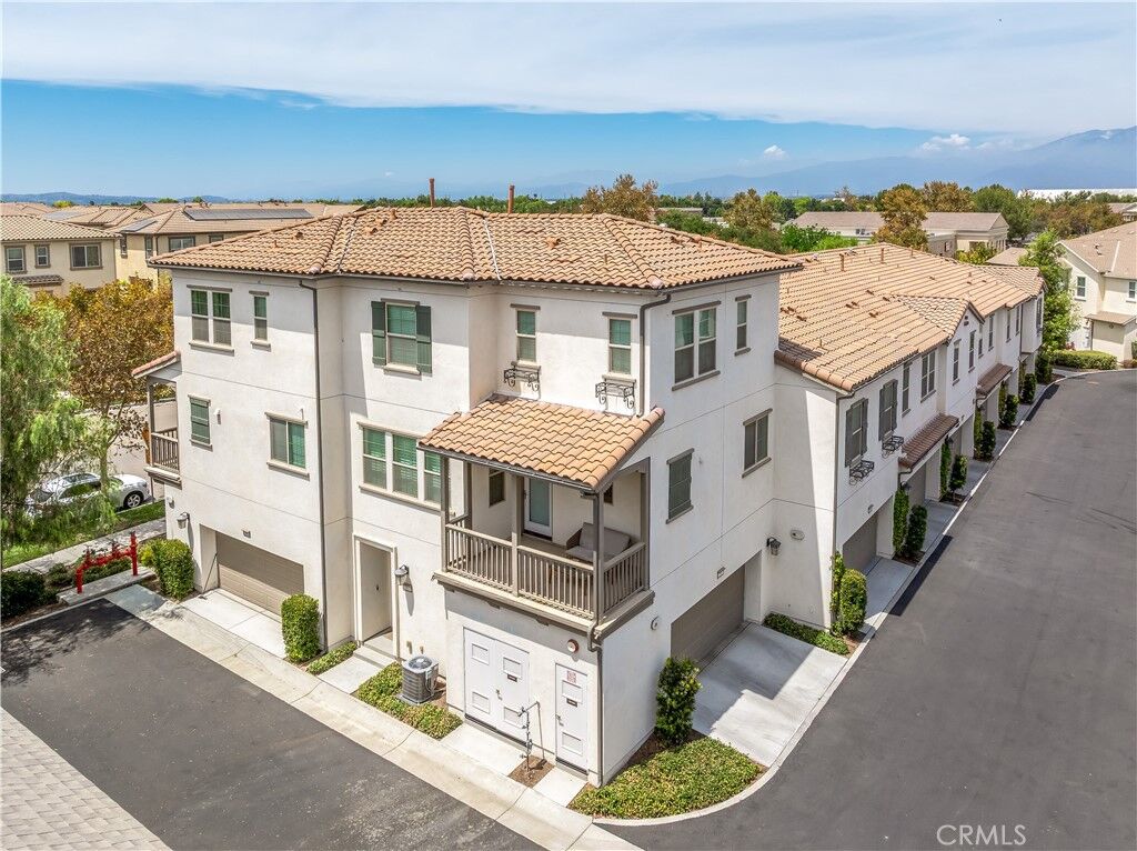 Property Photo:  15977 Main  CA 91708 