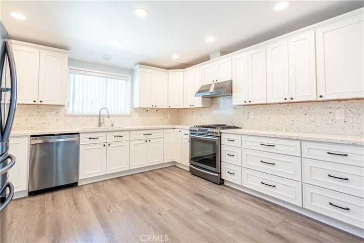 Property Photo:  11534 Elvins  CA 90715 