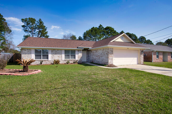 Property Photo:  9568 Brentwood Boulevard  FL 32566 