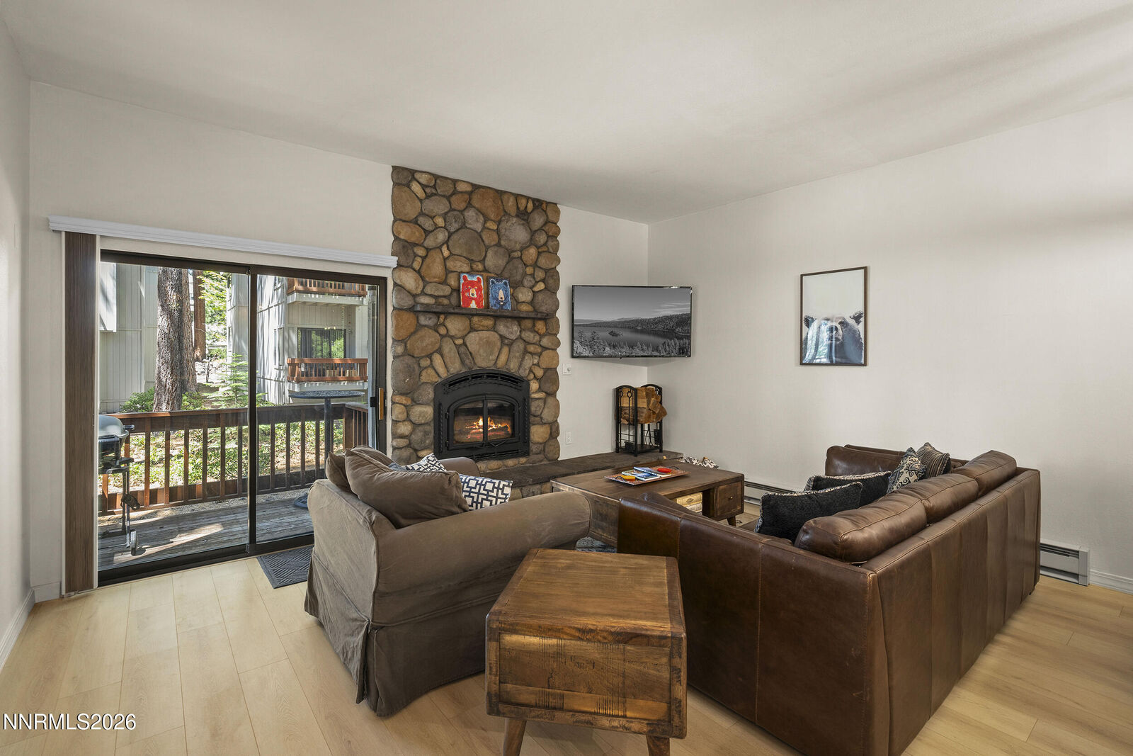Property Photo: 807 Alder Avenue NV 89451