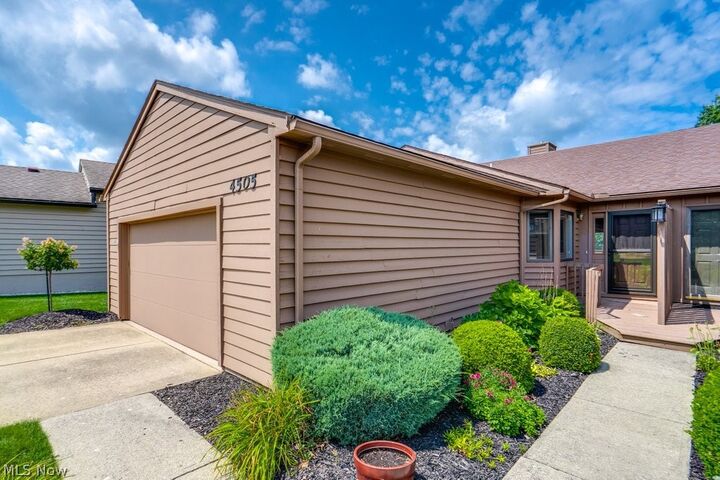 Property Photo:  4505 Oakhill Boulevard  OH 44053 
