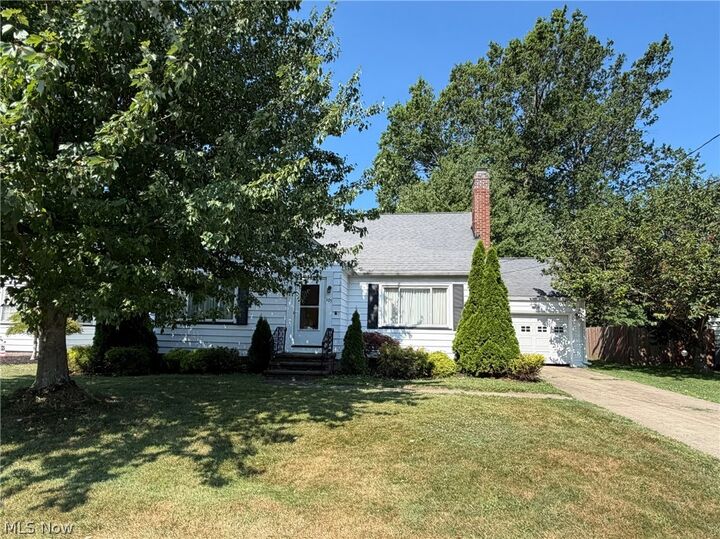 Property Photo:  605 Allen Avenue  OH 44004 