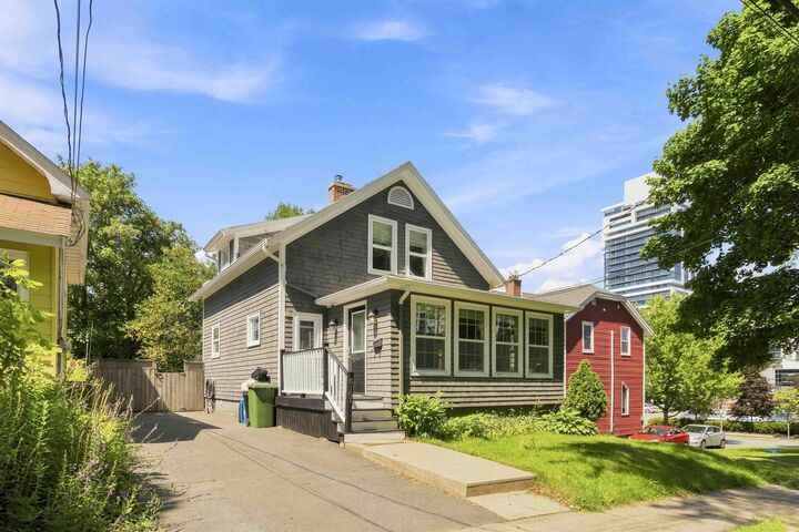 6167 Windsor Terrace — photo 1