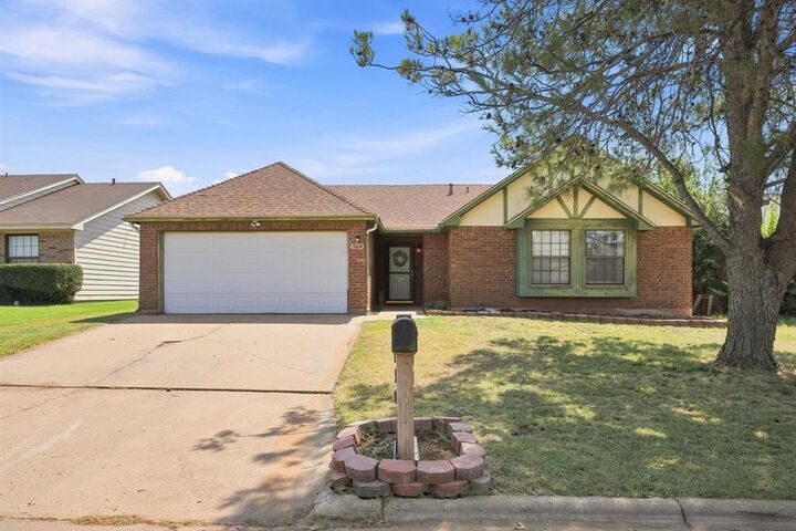 Property Photo: 749 Chanticleers Lane TX 79602