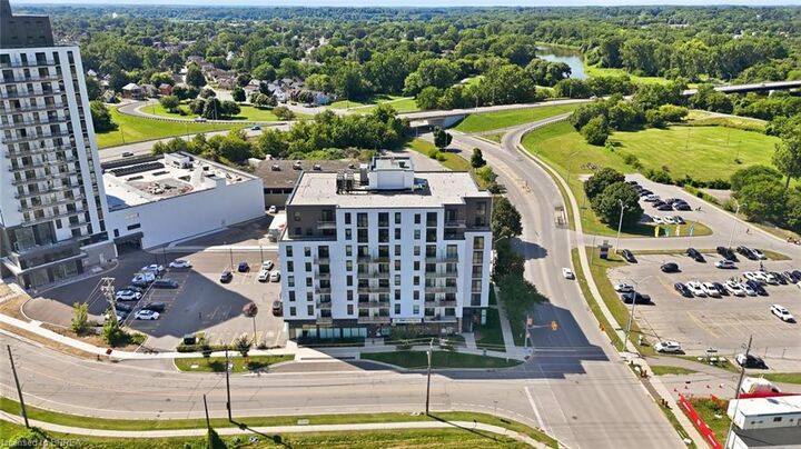 Property Photo: 7 Erie Avenue 202 ON N3S 2E7