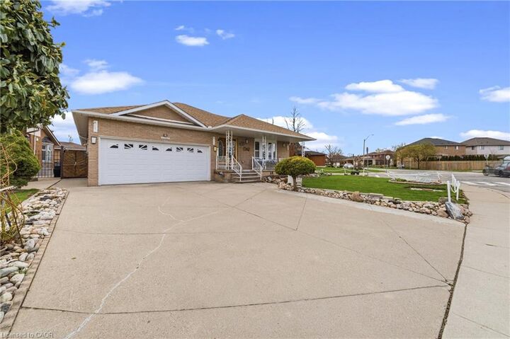 Property Photo: 546 Dicenzo Drive ON L9C 2C3