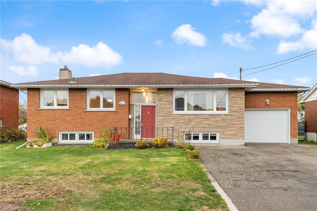 Property Photo: 21 Janet Street ON L3K 2E6