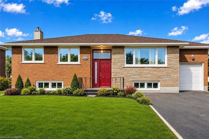21 Janet Street — photo 1