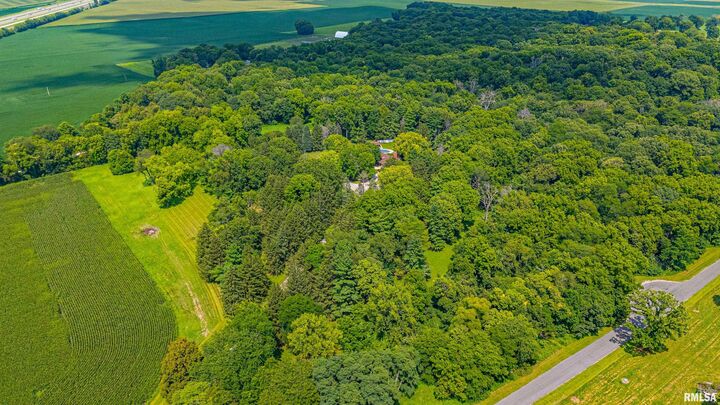 Property Photo: 1 Greenwood Lane IL 62634