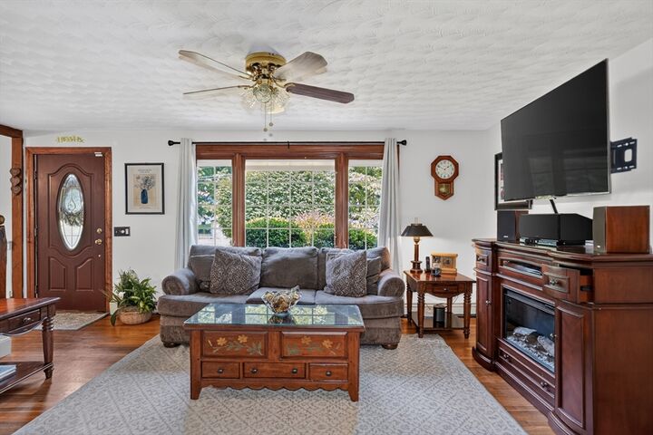 Property Photo:  83 Crestwood Dr  MA 01532 