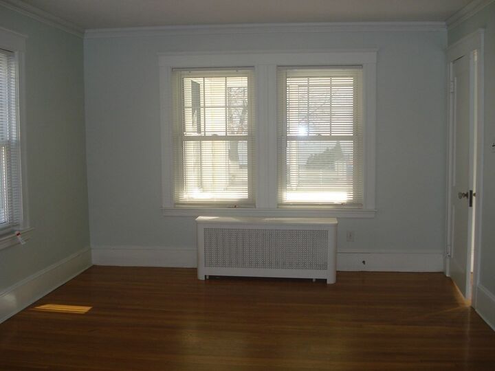 Property Photo:  115 Bartlett Ave 115  MA 02478 