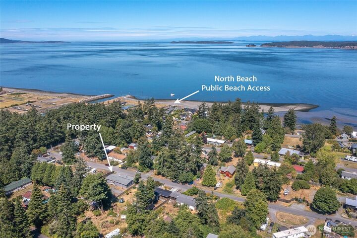 Property Photo:  82  Spruce Street  WA 98245 