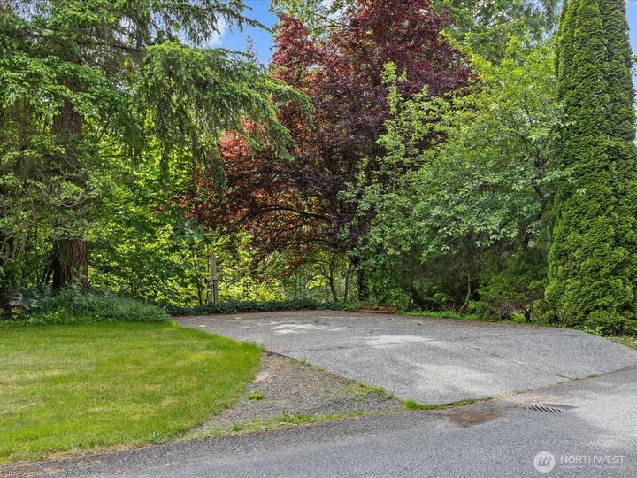 Property Photo:  13718  58th Street SE  WA 98290 