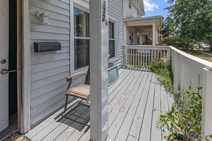 Property Photo: 137 Summit Street IL 61107