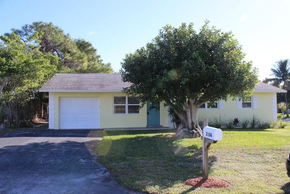 Property Photo: 2104 NE 1st Court FL 33435