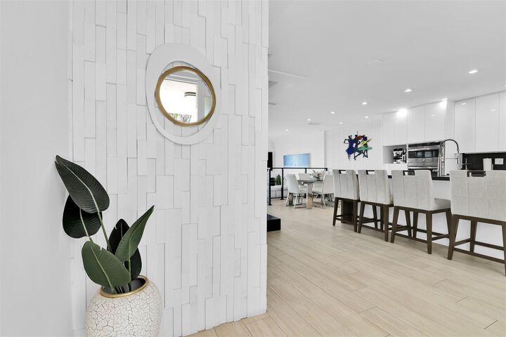 Property Photo: 1035 Boca Cove Lane FL 33487
