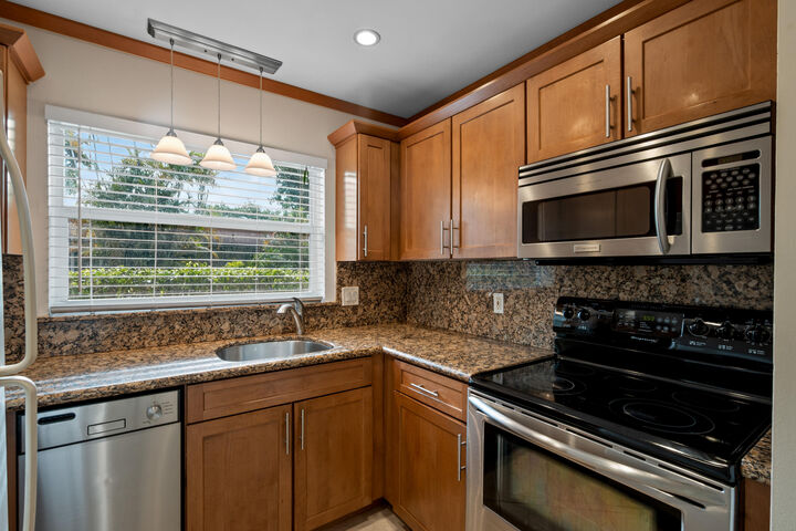 Property Photo: 1106 NE 16th Court 2 FL 33305