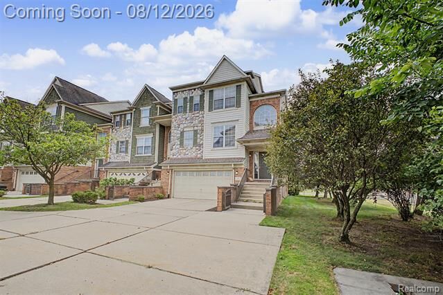 Property Photo:  9 Lyons Court  MI 48126 